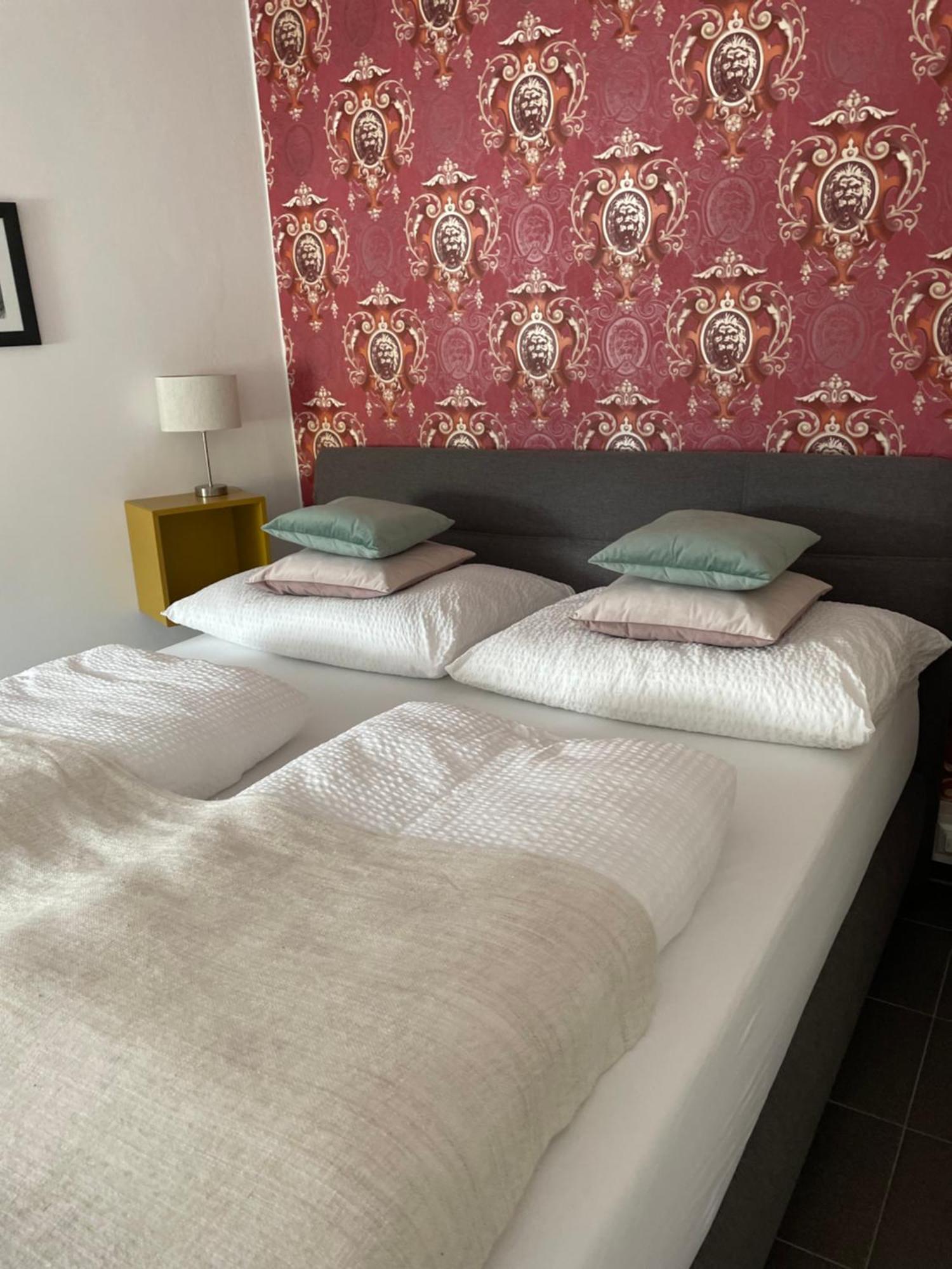 Studios Klagenfurt Klagenfurt am Woerthersee Szoba fotó